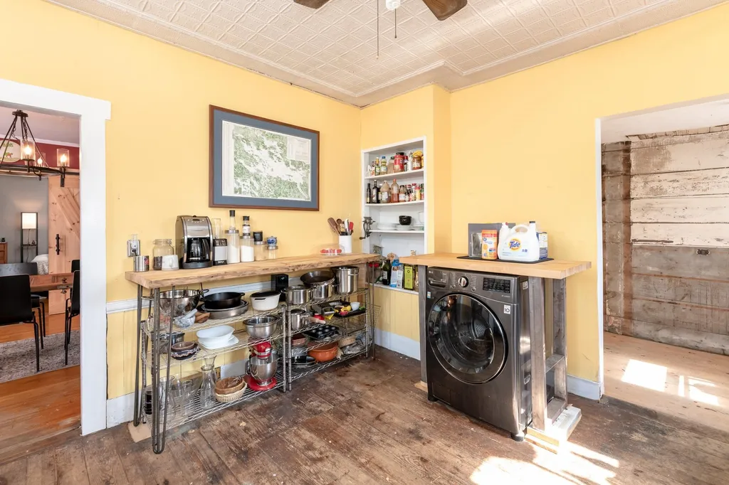 185 Pleasant Street Laconia NH 03246