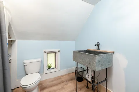 185 Pleasant Street Laconia NH 03246