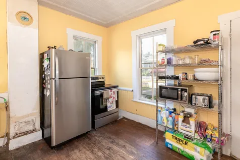 185 Pleasant Street Laconia NH 03246