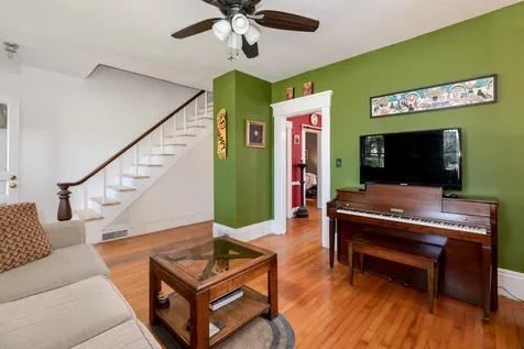 185 Pleasant Street Laconia NH 03246