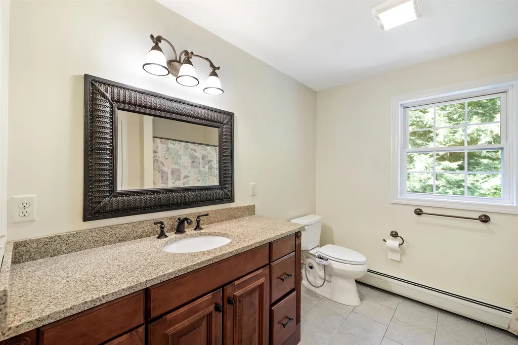 518 Reservoir Road Deering NH 03244