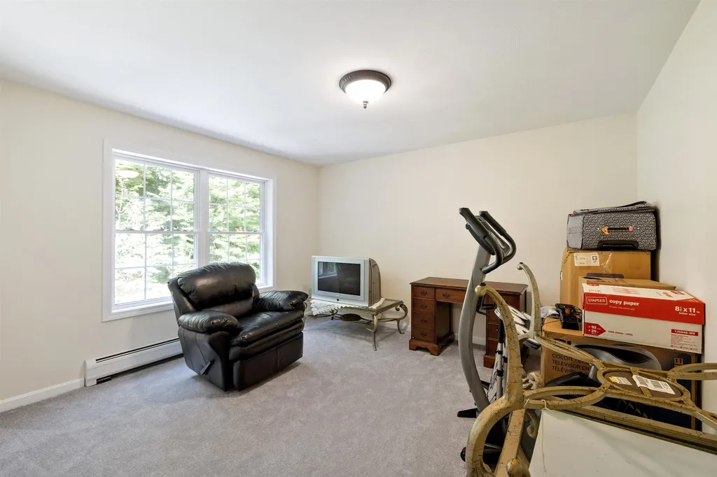 518 Reservoir Road Deering NH 03244