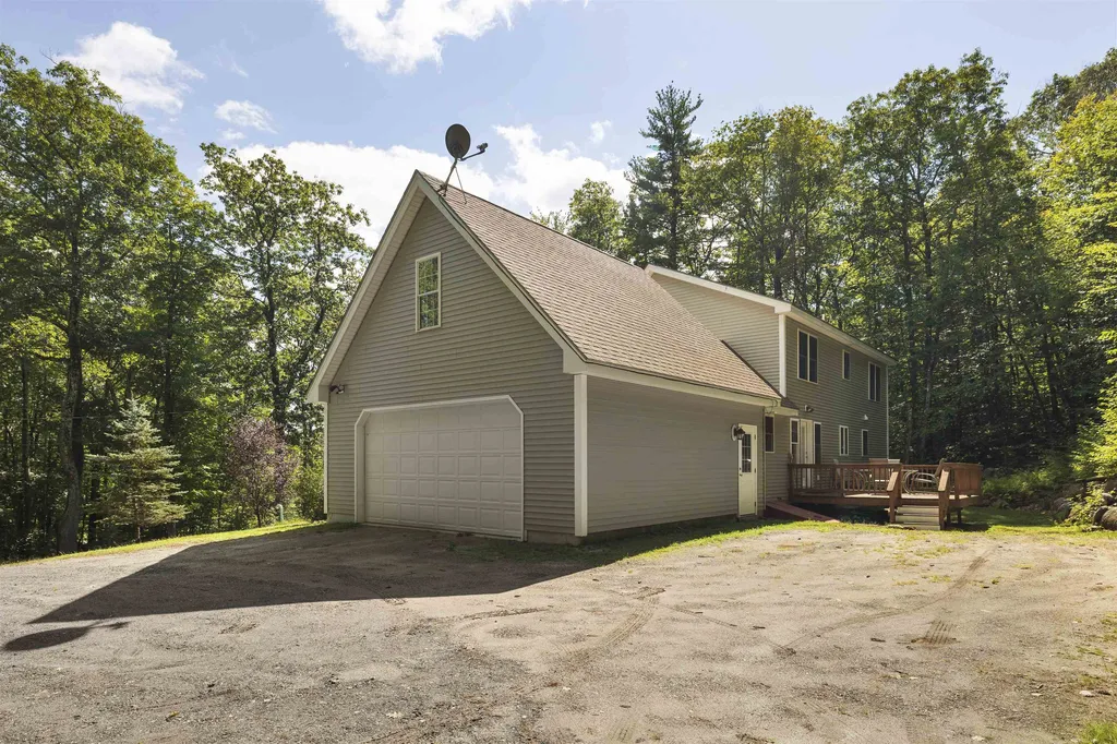 518 Reservoir Road Deering NH 03244