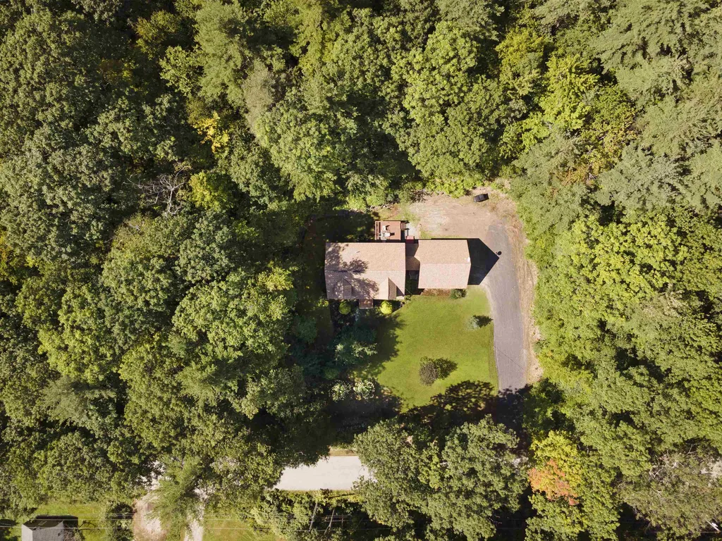 518 Reservoir Road Deering NH 03244