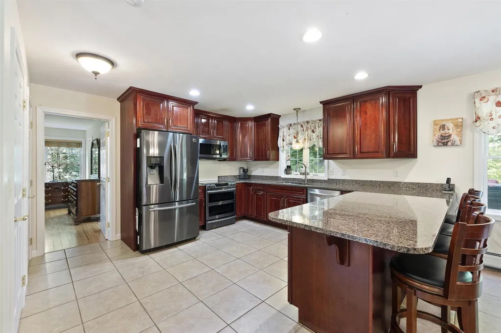 518 Reservoir Road Deering NH 03244