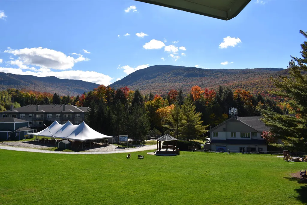 47 Liftside 47 At Smugglers Notch Resort Cambridge VT 05464