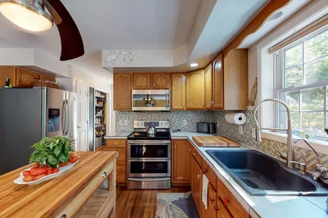 37 Knox Pasture Road Wolfeboro NH 03894