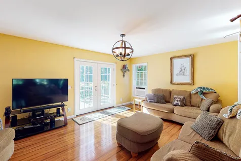 37 Knox Pasture Road Wolfeboro NH 03894