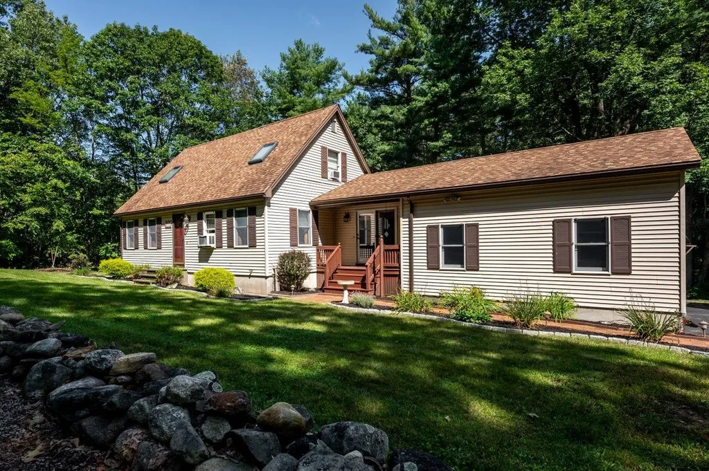 206 Lowell Street Rochester NH 03867