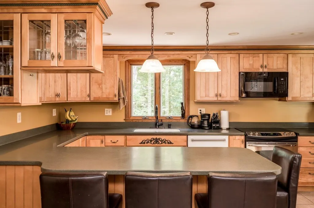 206 Lowell Street Rochester NH 03867
