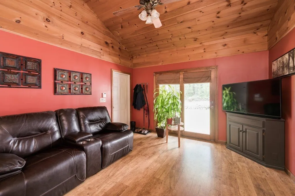 206 Lowell Street Rochester NH 03867