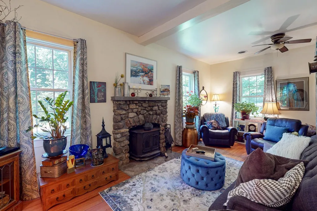 4 North Wakefield Road Wolfeboro NH 03894