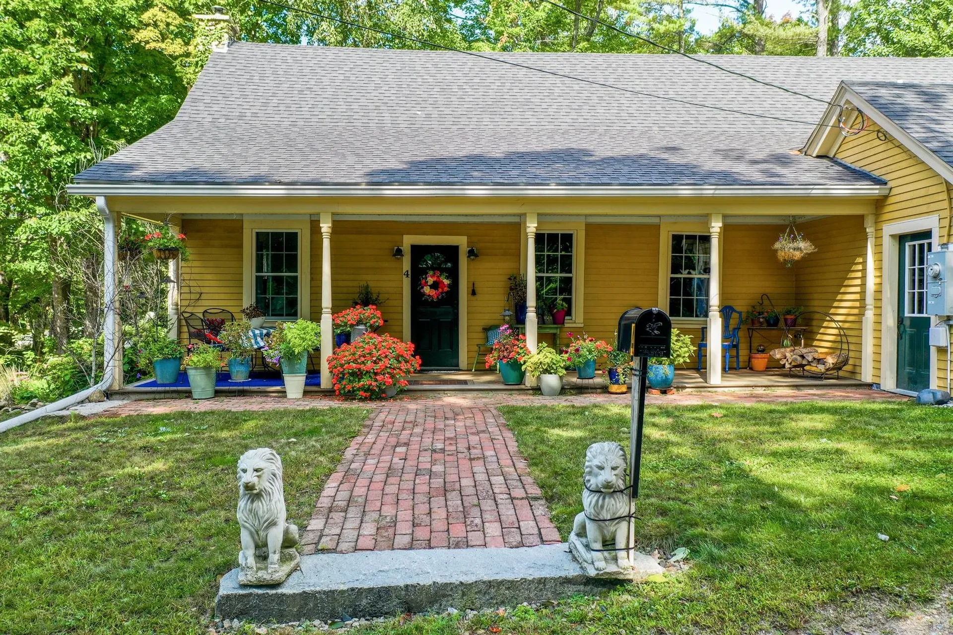 4 North Wakefield Road Wolfeboro NH 03894