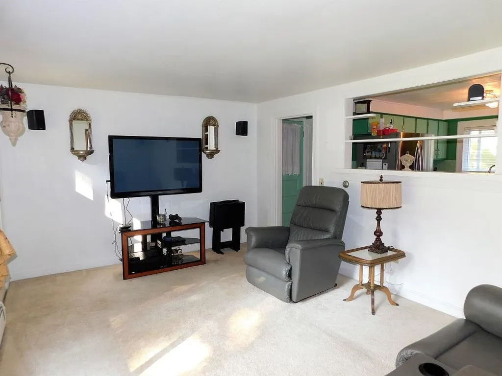 66 Bellamy Road Dover NH 03820