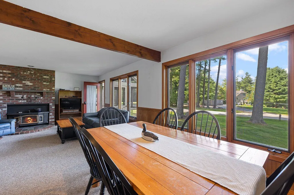 2696 Lake Shore Road Gilford NH 03249