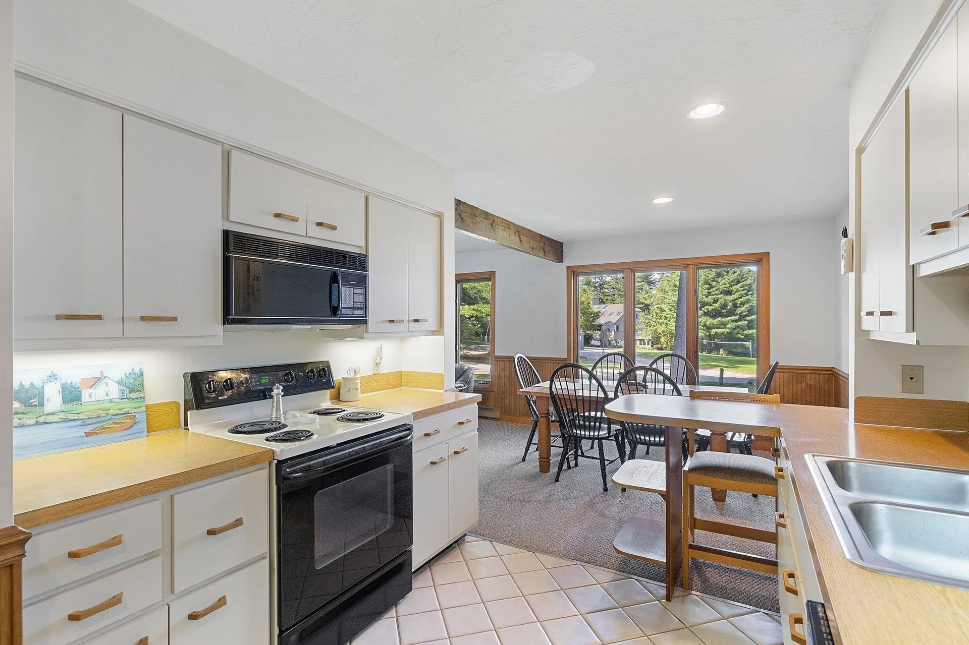 2696 Lake Shore Road Gilford NH 03249