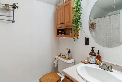 9 Spruce Court Hooksett NH 03106