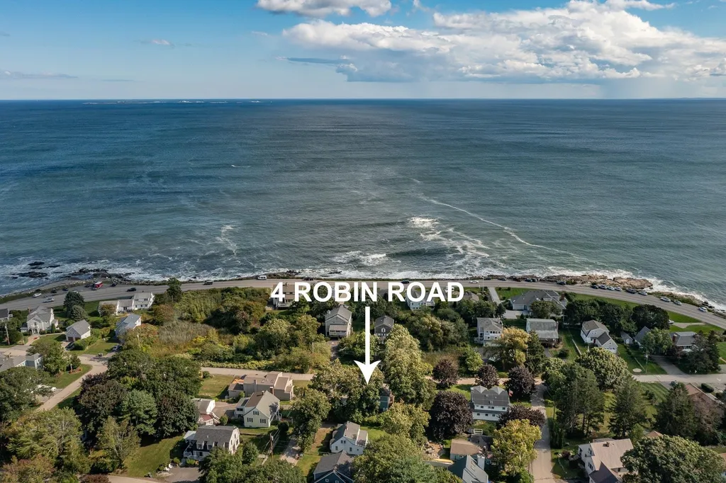 4 Robin Road Rye NH 03870