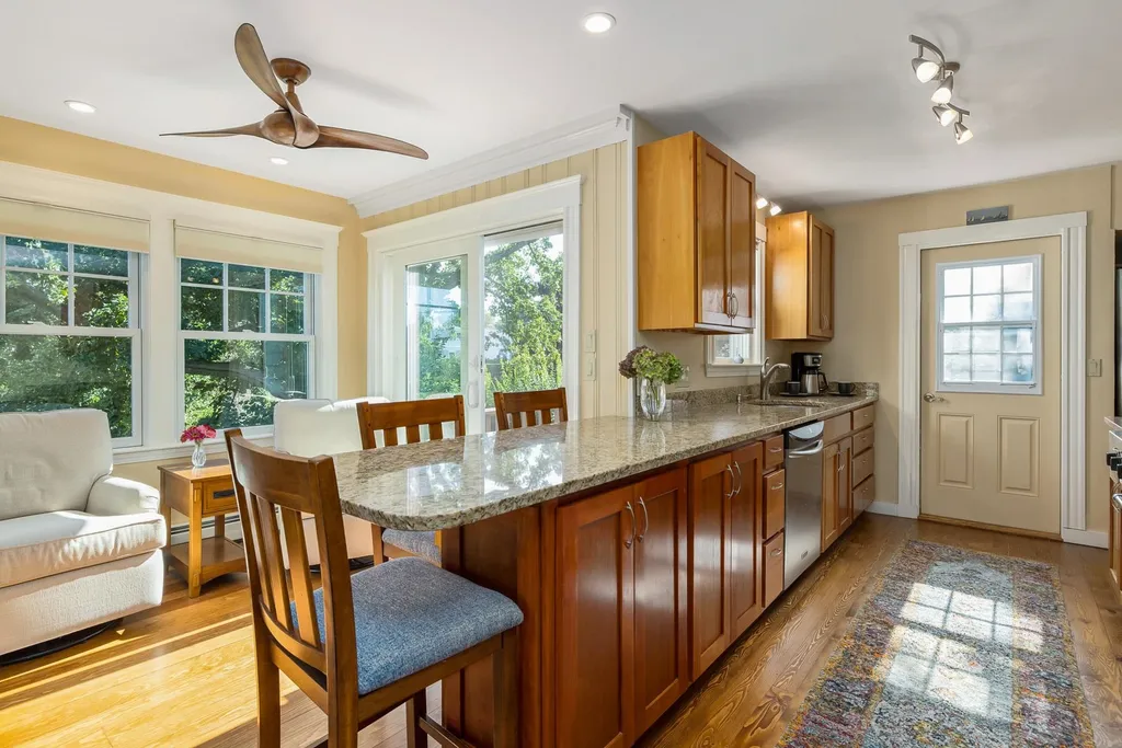 4 Robin Road Rye NH 03870