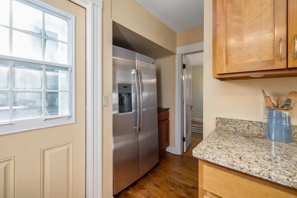 4 Robin Road Rye NH 03870
