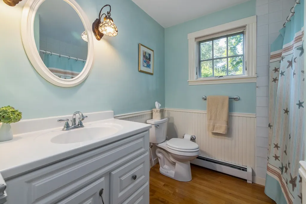 4 Robin Road Rye NH 03870
