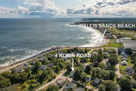 4 Robin Road Rye NH 03870