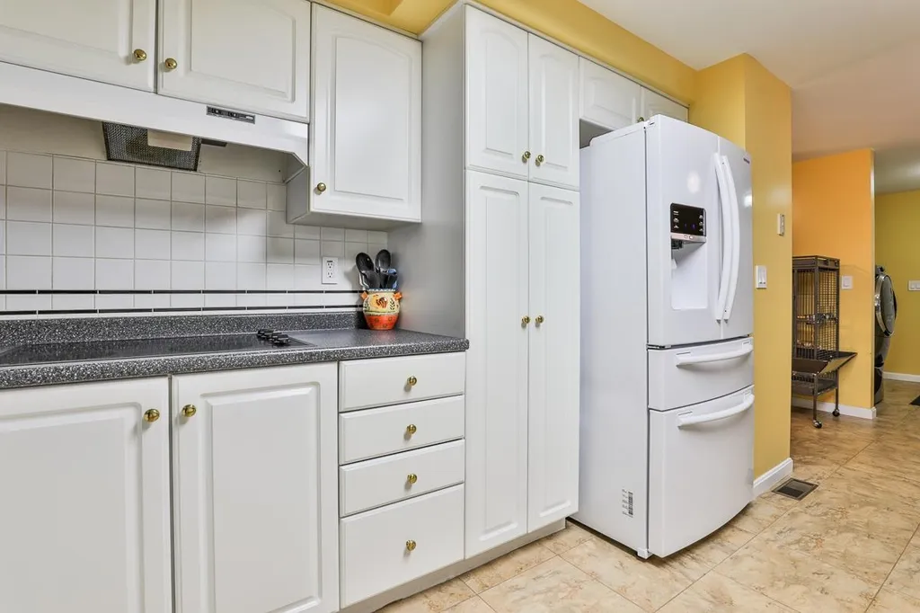 129 Cambridge Road Bedford NH 03110
