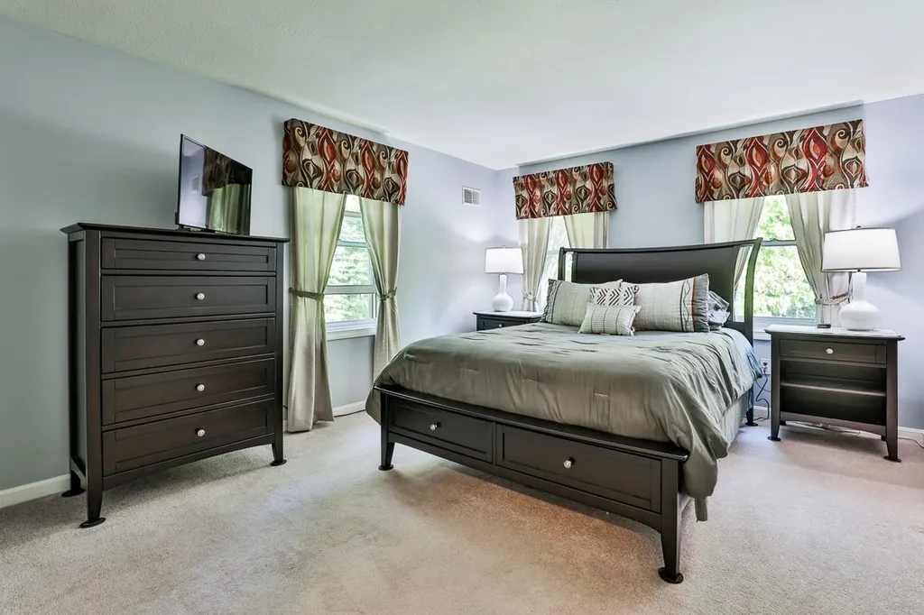 129 Cambridge Road Bedford NH 03110