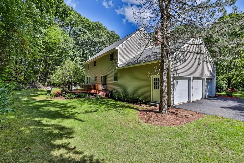 129 Cambridge Road Bedford NH 03110