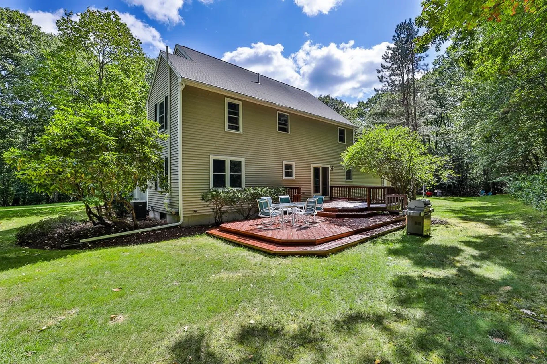 129 Cambridge Road Bedford NH 03110