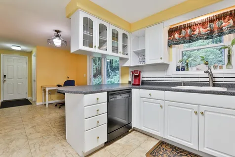 129 Cambridge Road Bedford NH 03110