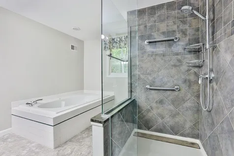 129 Cambridge Road Bedford NH 03110