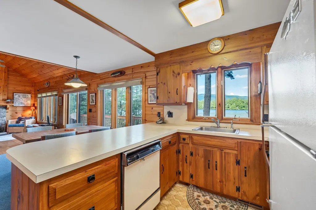 396 Wentworth Shores Road Moultonborough NH 03254