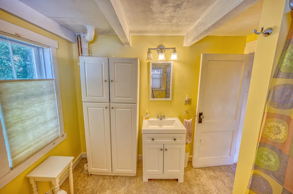 25 Dimick Road Hinesburg VT 05461
