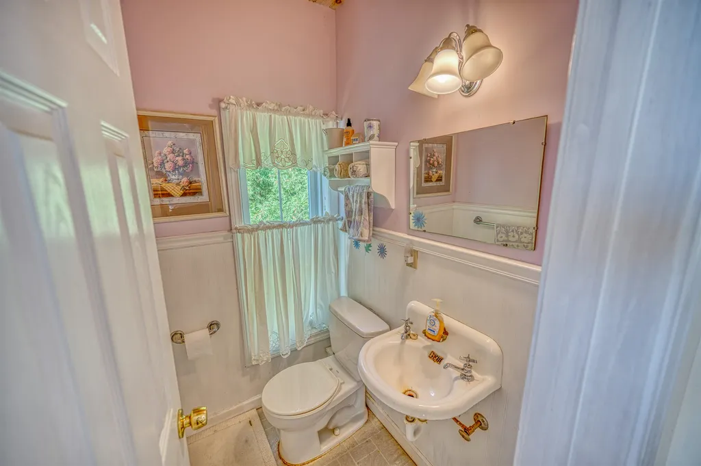 25 Dimick Road Hinesburg VT 05461