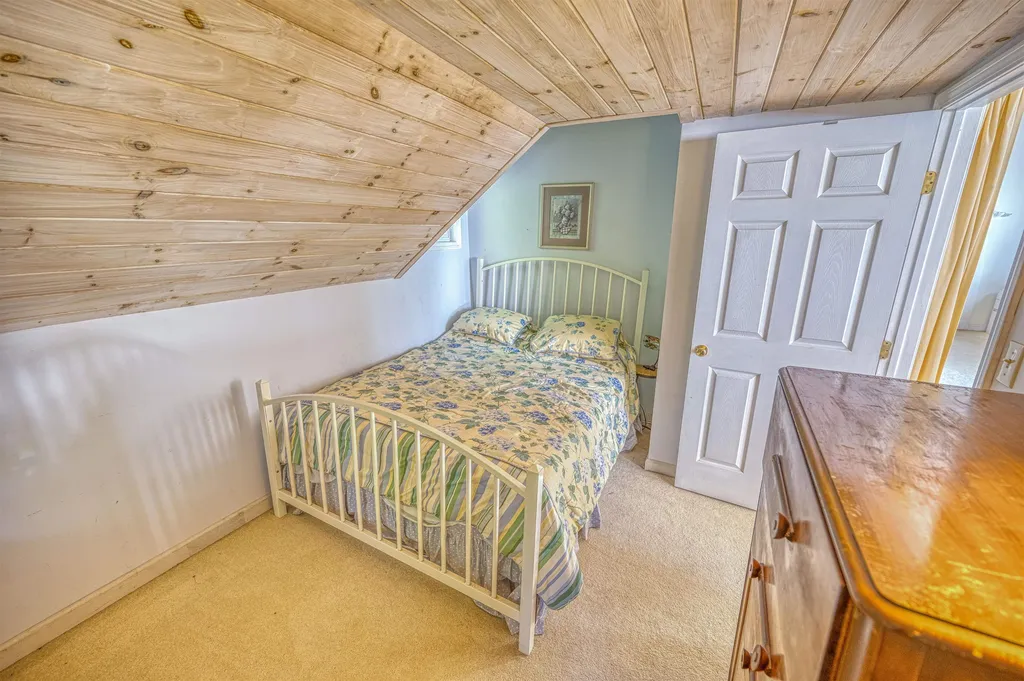 25 Dimick Road Hinesburg VT 05461