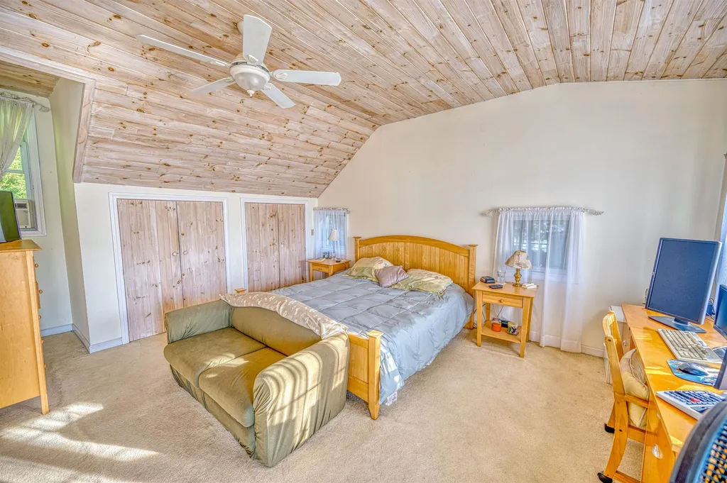 25 Dimick Road Hinesburg VT 05461