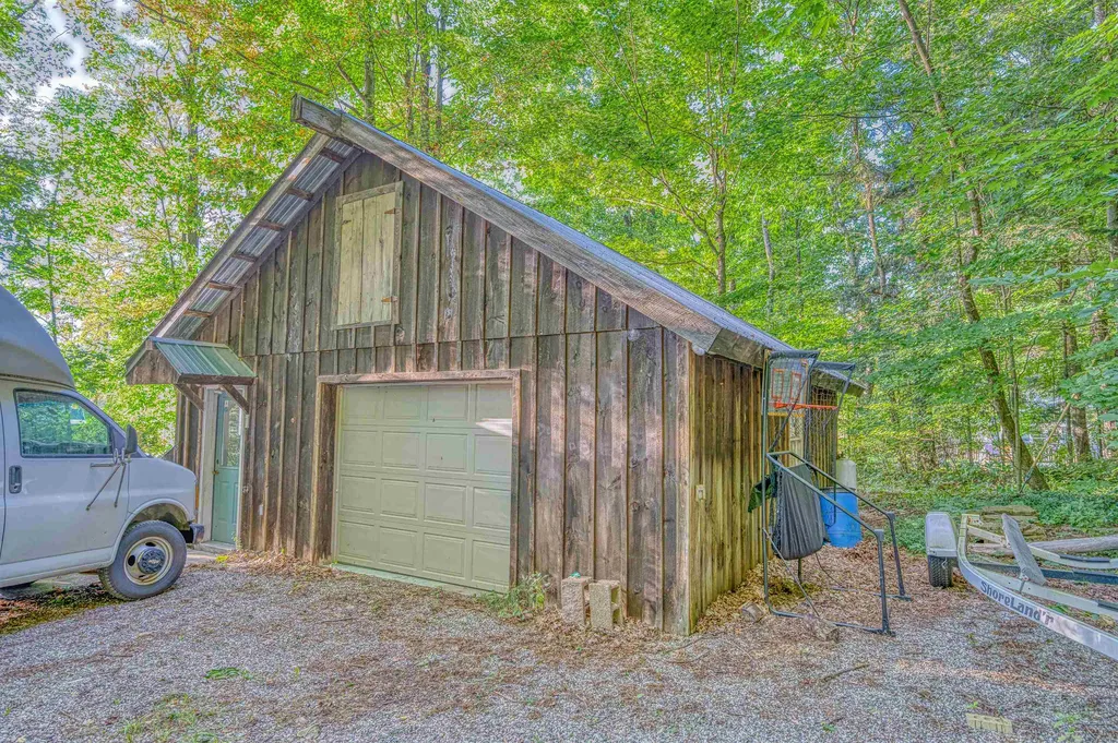 25 Dimick Road Hinesburg VT 05461