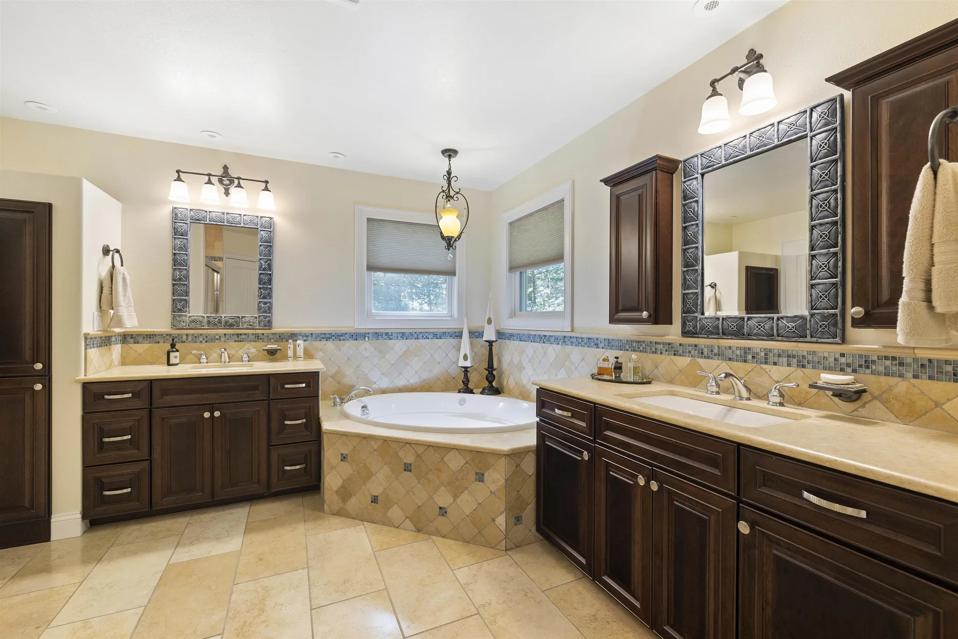 264 Forest Road Wolfeboro NH 03894