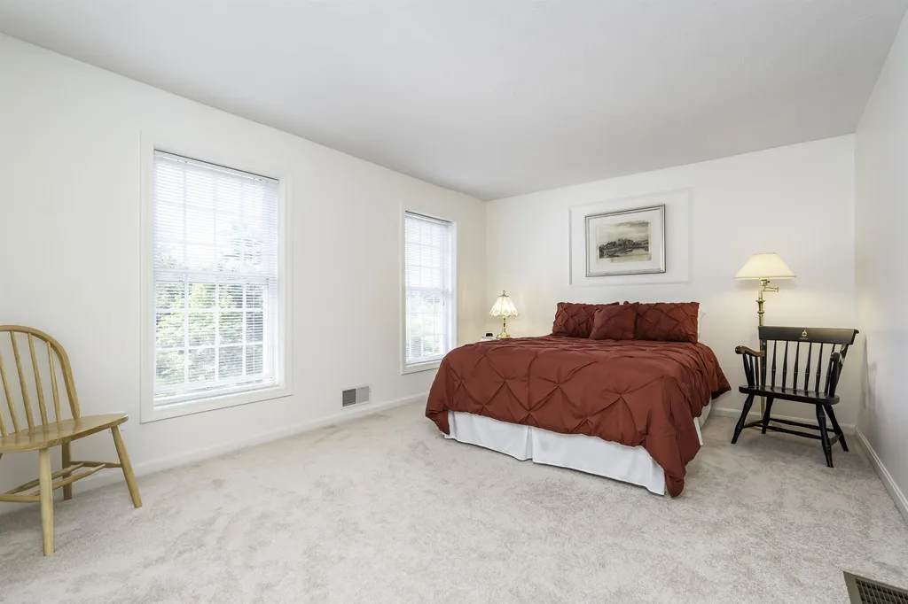 20 Rosegate Farm Drive Manchester NH 03109