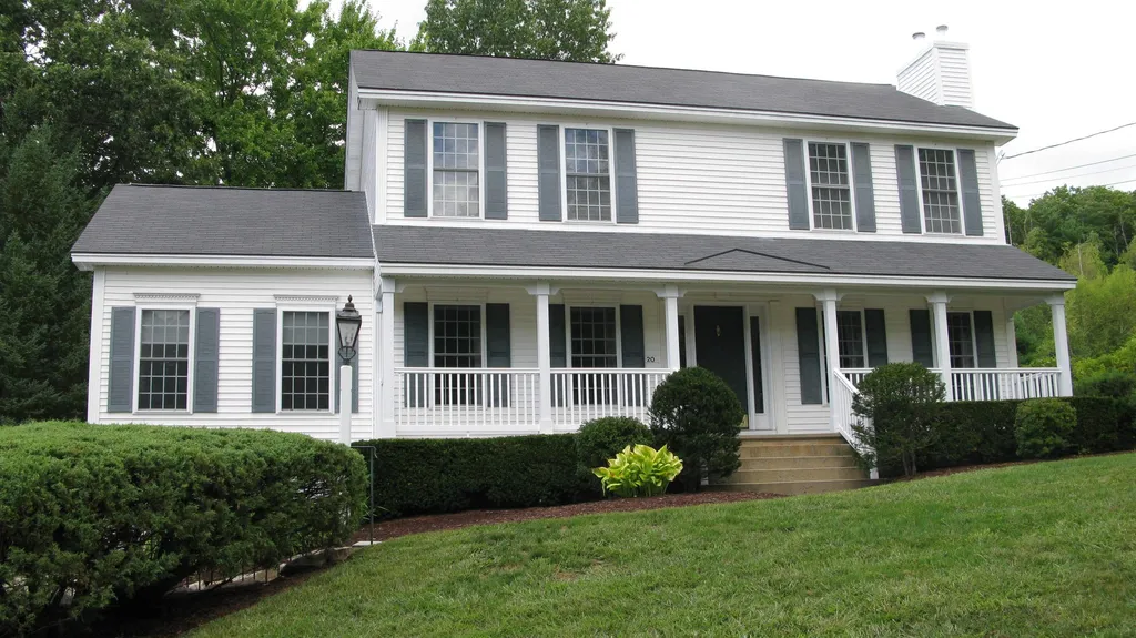 20 Rosegate Farm Drive Manchester NH 03109