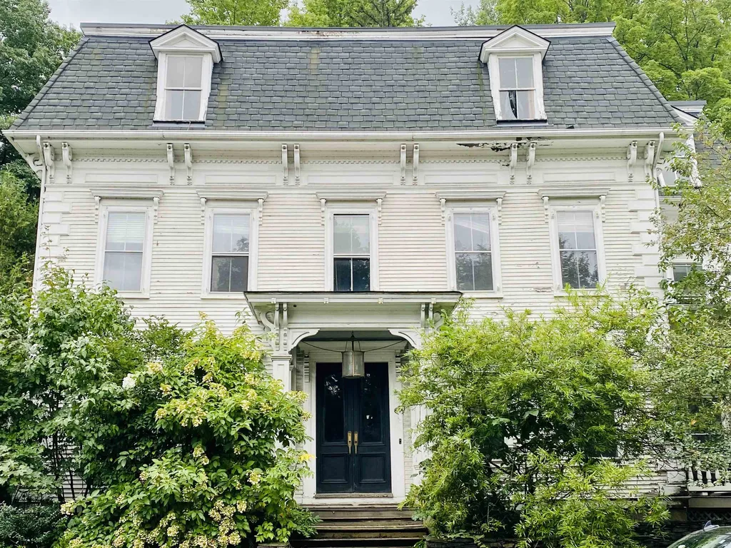 63 Central Street Woodstock VT 05091