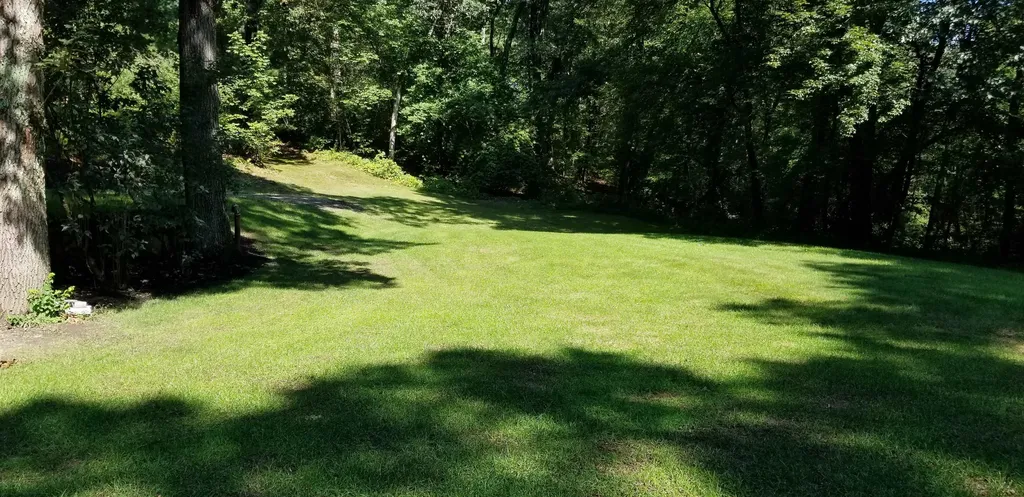 16 Londonderry Road Windham NH 03087