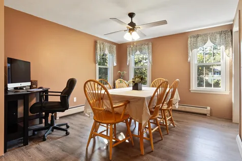 16 Londonderry Road Windham NH 03087