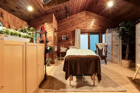16 Londonderry Road Windham NH 03087