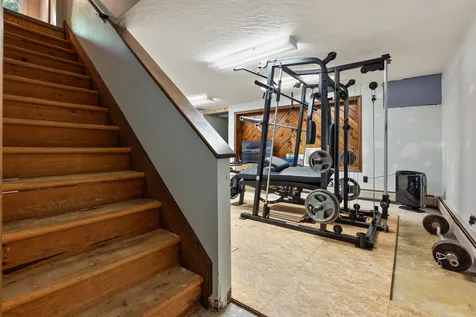 16 Londonderry Road Windham NH 03087