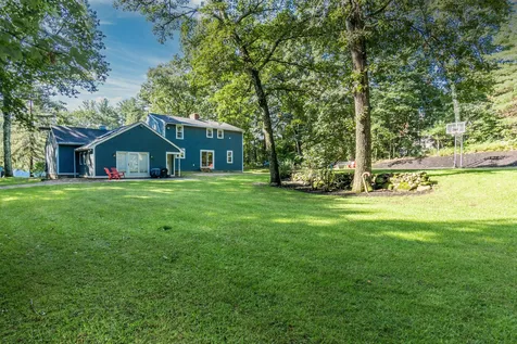16 Londonderry Road Windham NH 03087