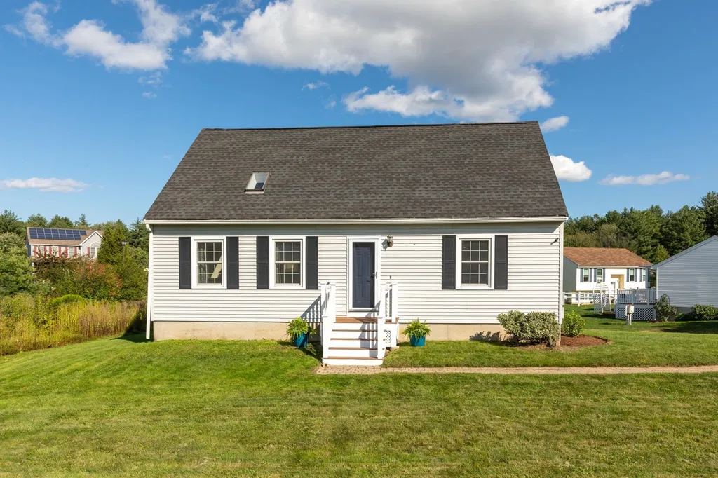 19 Nicholas Circle Dover NH 03820