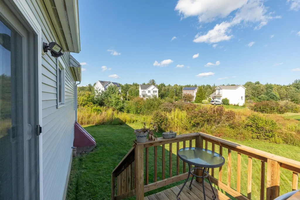 19 Nicholas Circle Dover NH 03820