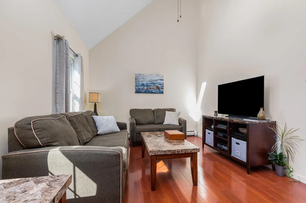 19 Nicholas Circle Dover NH 03820